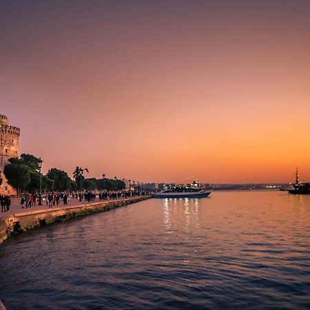 Moodsolutionsskg Apartment Tesalonika Bagian luar foto