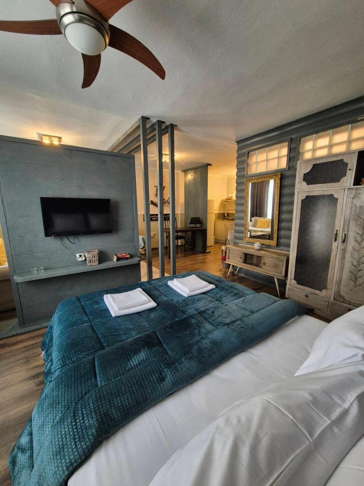 Moodsolutionsskg Apartment Tesalonika Bagian luar foto